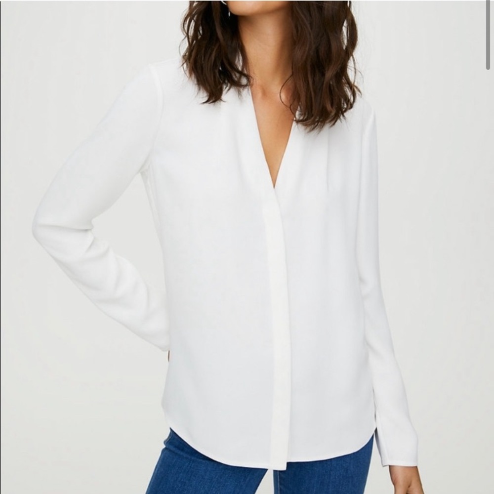 Aritzia Babaton Power Blouse (size xs in white)